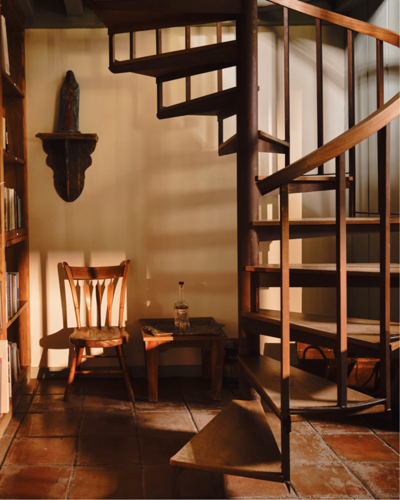 Dunton interior architecture, spiral staircase detail